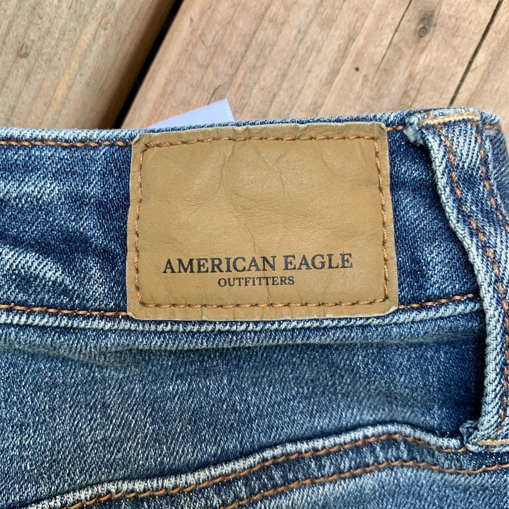 AE Vintage High Rise Slim Ripped & Cuffed Jeans - Picture 3 of 9